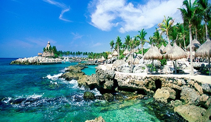 Tulum and Xcaret Basic Private Tour
